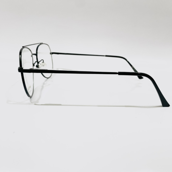 Aviator-Shape Black Metal Eyeglass